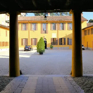 Corte Certosina 3*, Trezzano sul Naviglio Italy